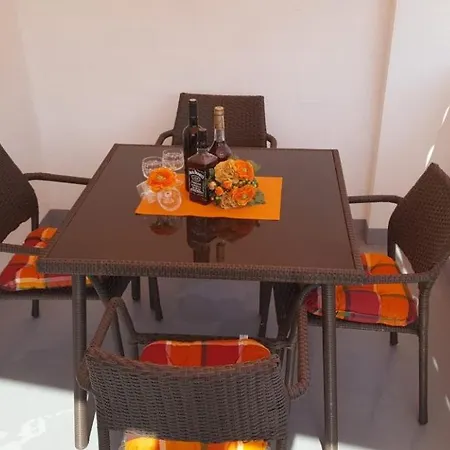 Lana * Kaštela