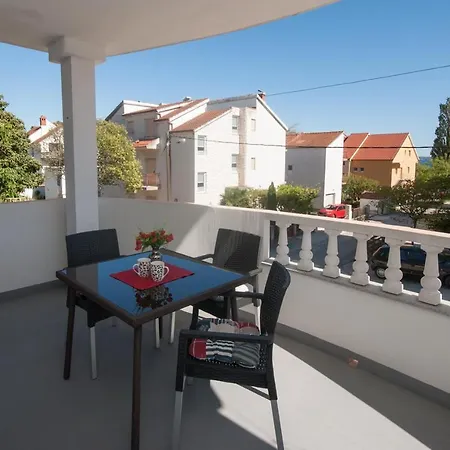 Lana Apartment Kastela