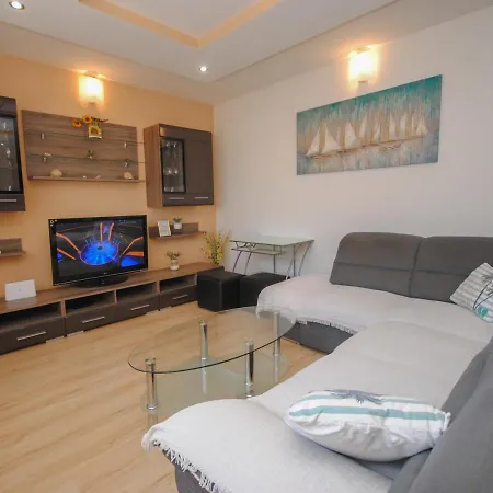 Lana Apartmán