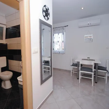 Lana Apartmán