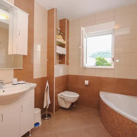 Lana Apartmán