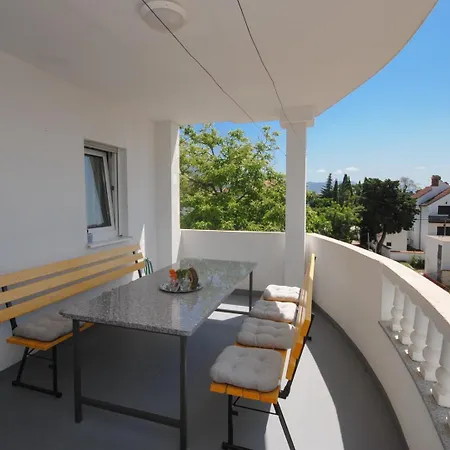 Lana Apartmán