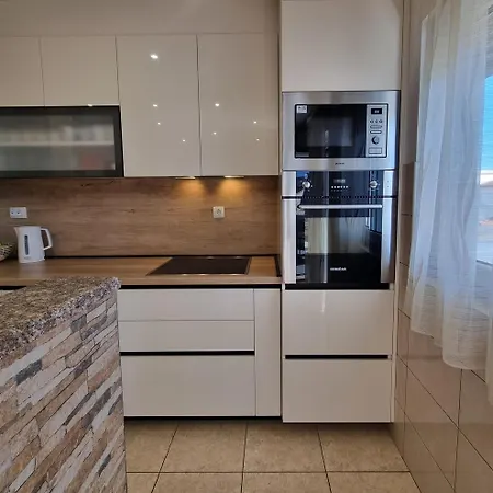 Lana Apartmán Kaštela