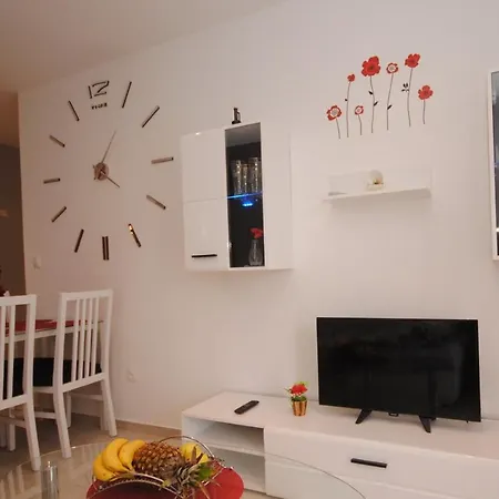 Lana Apartment Kaštela